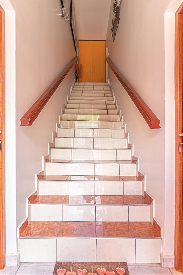 Villa Dalhia Pointe-Noire Luaran gambar